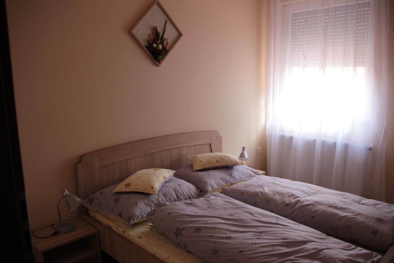 Imola Es Andrea Apartmanhaz 2 Hajdúszoboszló Екстериор снимка