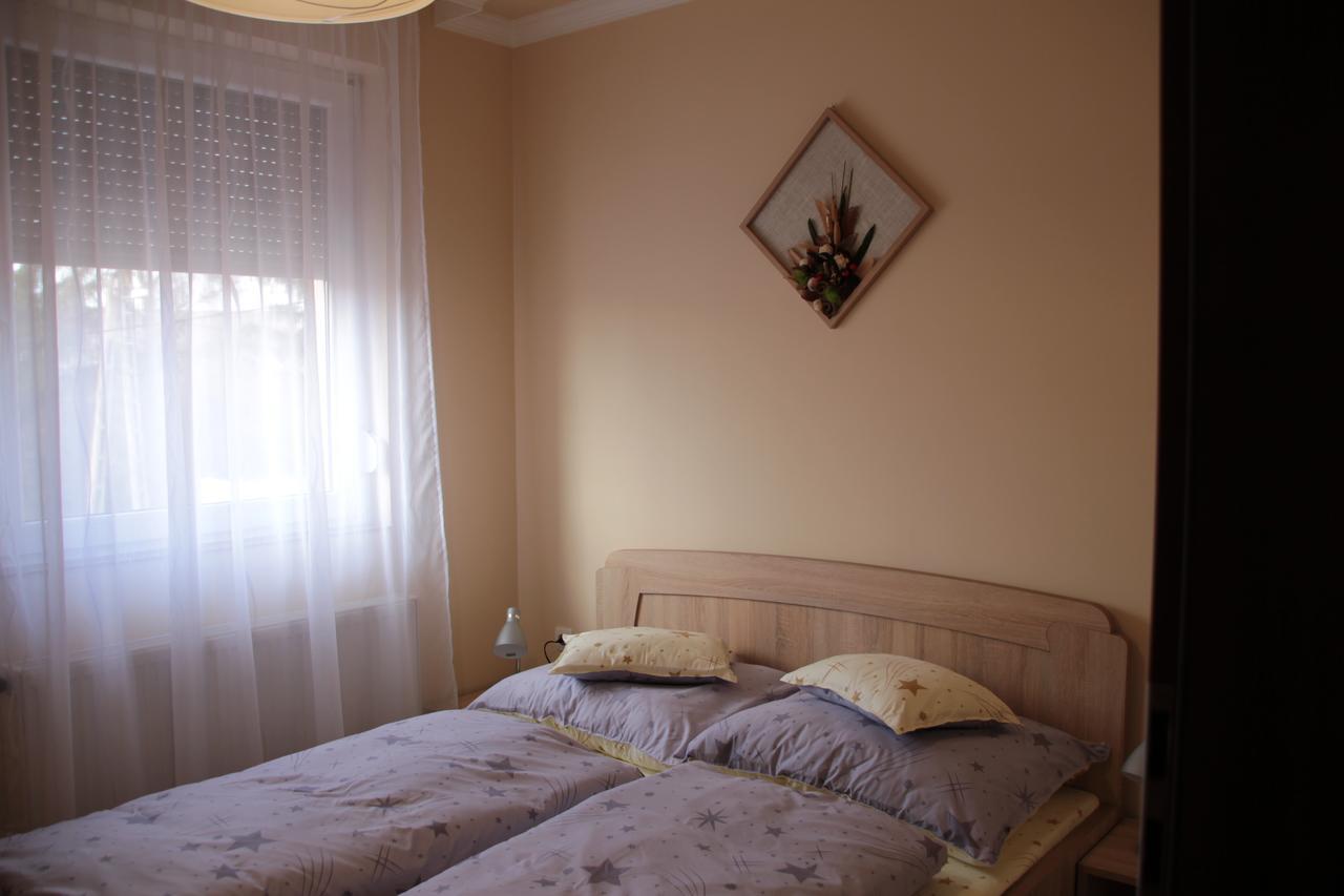 Imola Es Andrea Apartmanhaz 2 Hajdúszoboszló Екстериор снимка