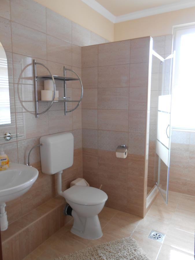 Imola Es Andrea Apartmanhaz 2 Hajdúszoboszló Екстериор снимка