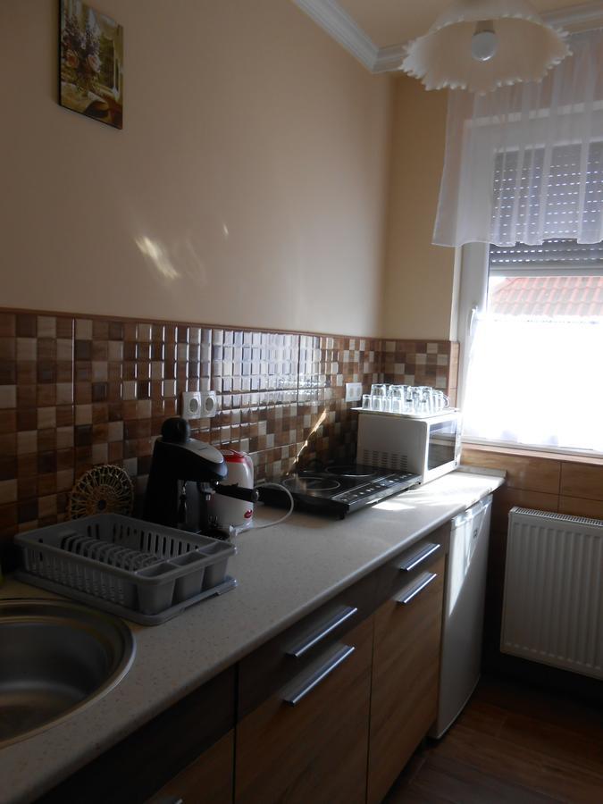 Imola Es Andrea Apartmanhaz 2 Hajdúszoboszló Екстериор снимка