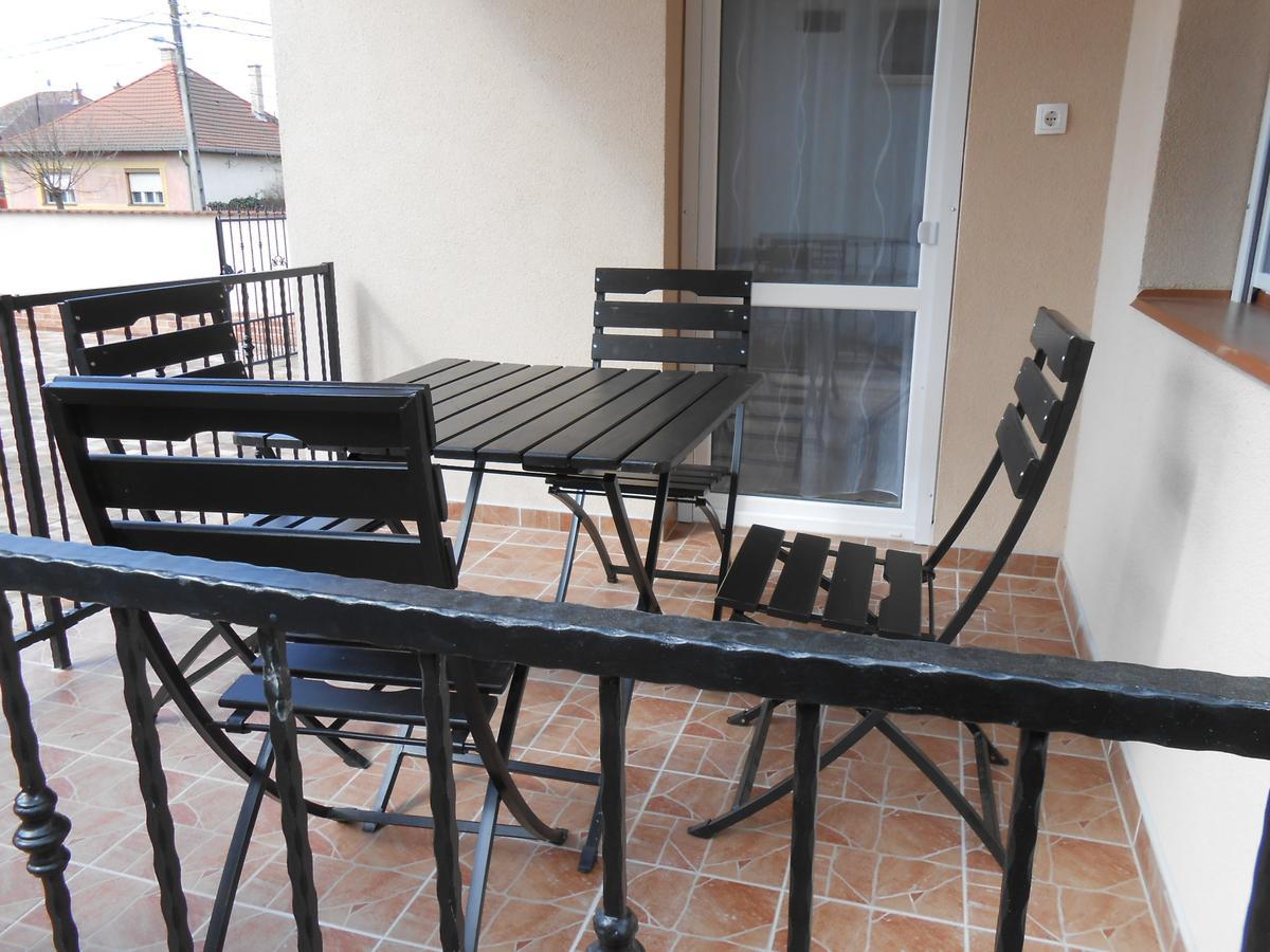 Imola Es Andrea Apartmanhaz 2 Hajdúszoboszló Екстериор снимка